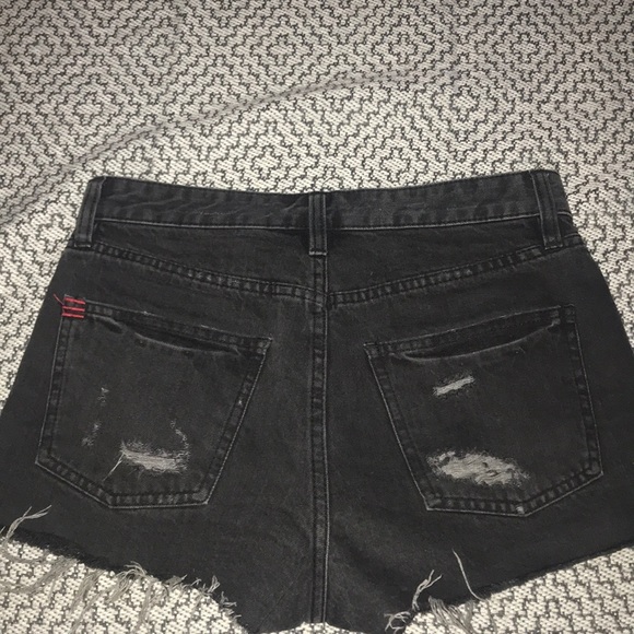 Urban Outfitters BDG black shorts. - Picture 5 of 5